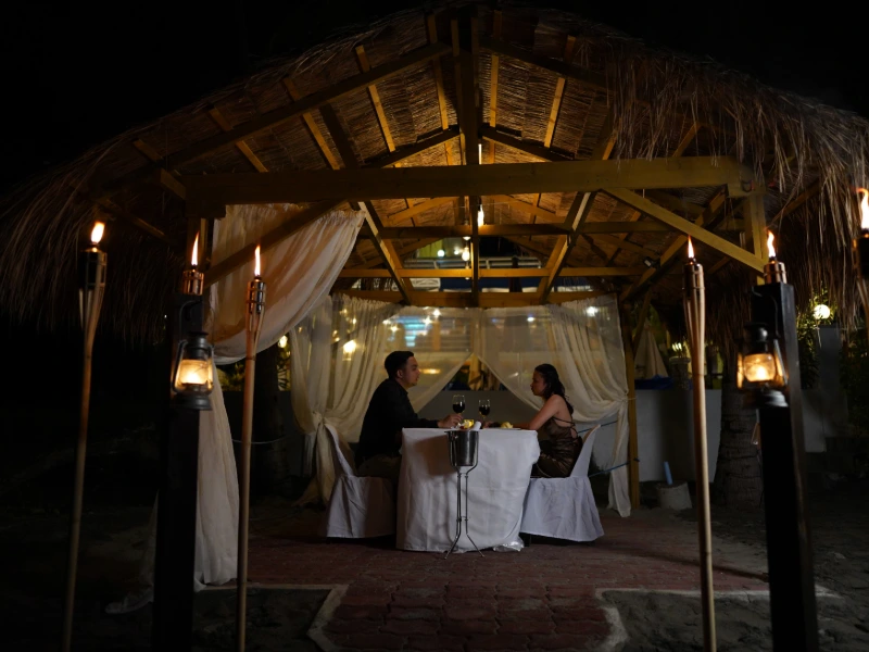 Romantic Dates image